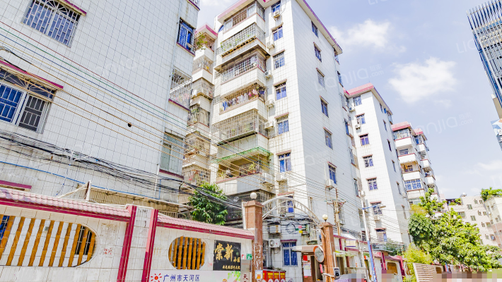 棠新小区外景图