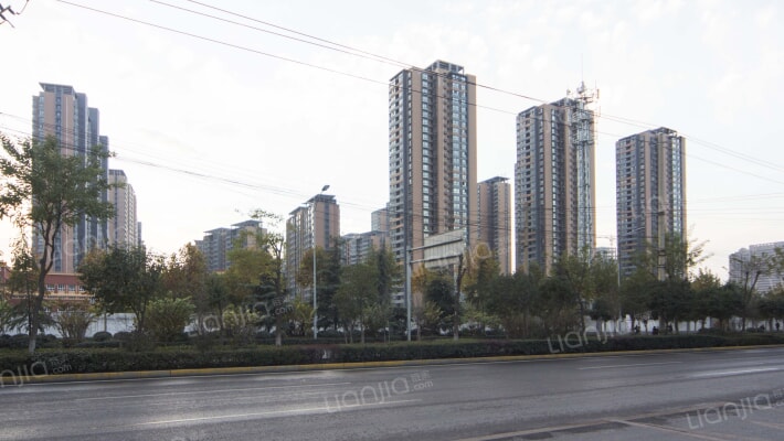 中铁尚都城外景图