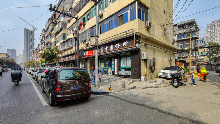 陕西农垦局家属院外景图