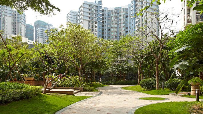 招商海月华庭外景图