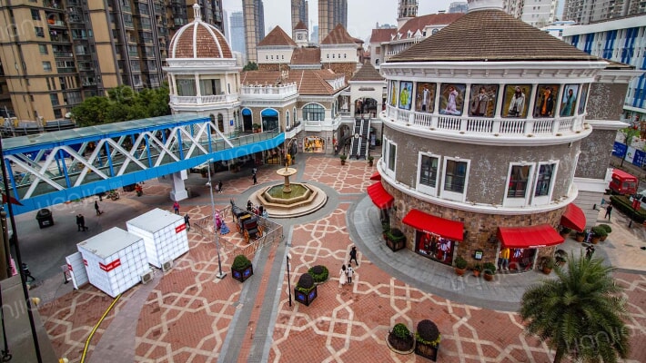 光谷步行街一期外景图