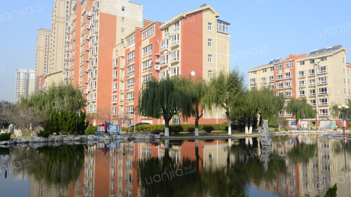 蔚蓝海岸外景图