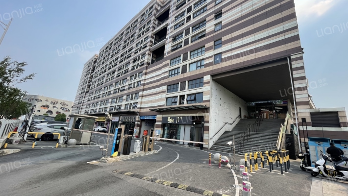 中南魔力月光外景图