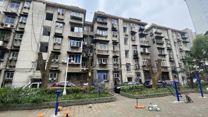 中南花园饭店家属区外景图