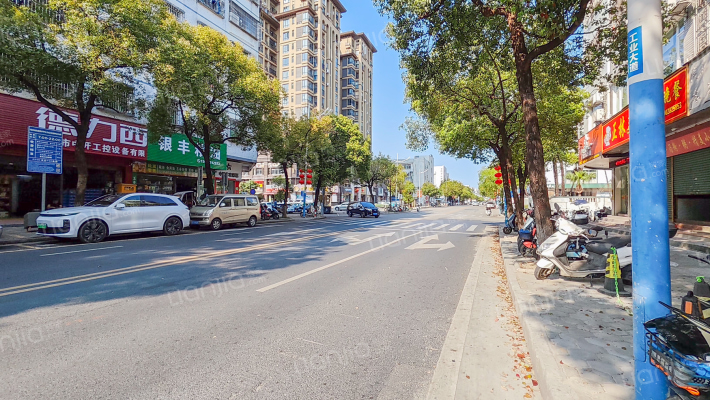 工业大道外景图