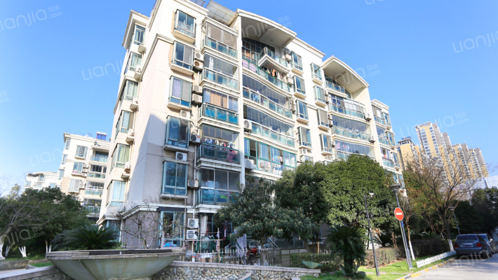 红山花园外景图