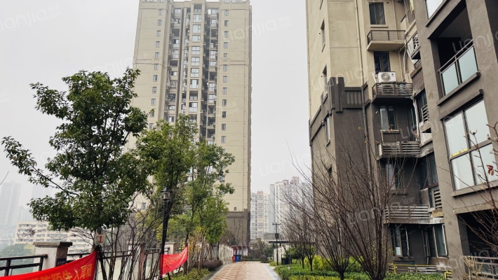 富州平顶山外景图