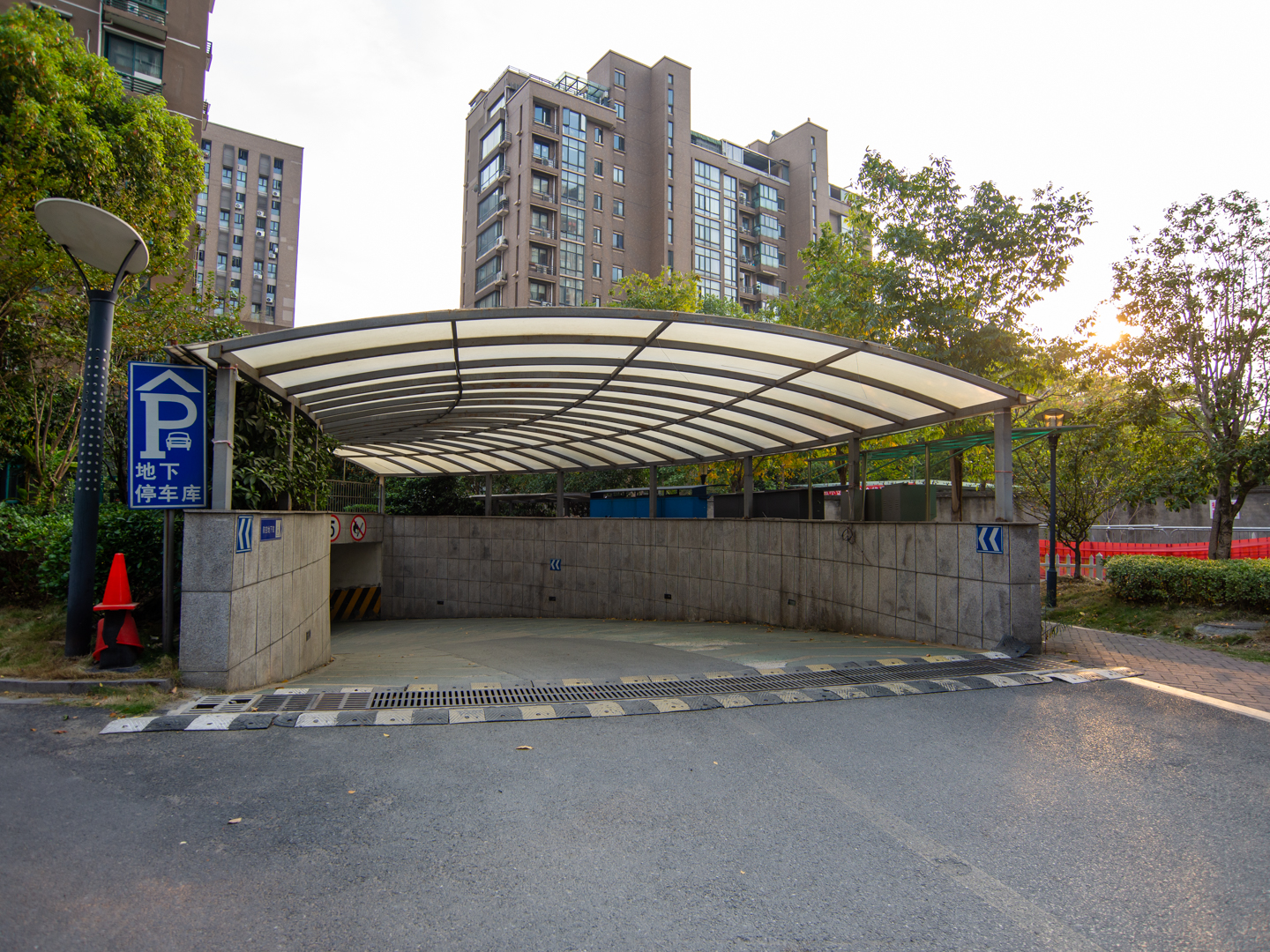 Huirong Apartment compound photo 11