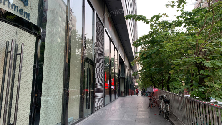 金润铂宫外景图