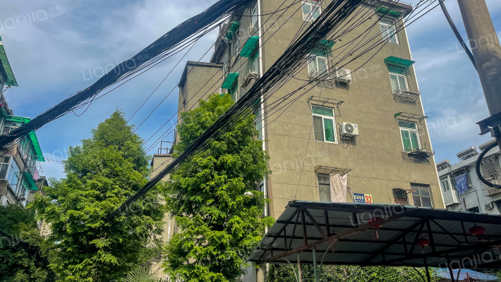 杭氧宿舍外景图