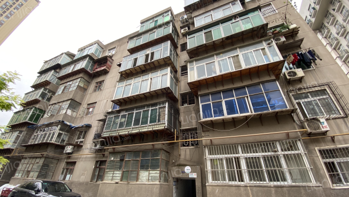 唐城新村外景图