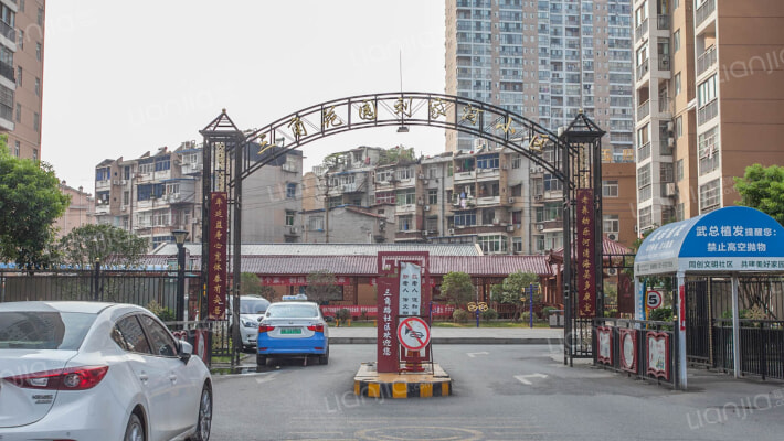 三角花园刘家河小区外景图