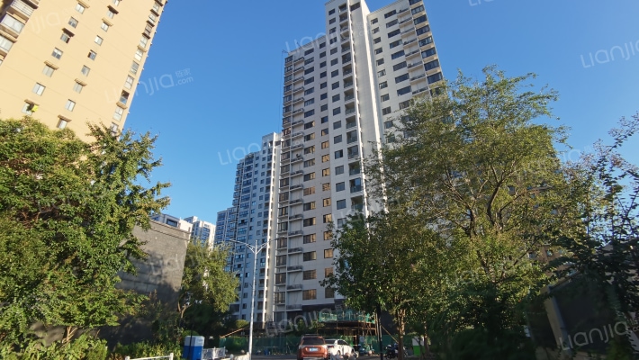 瓜山佳苑外景图