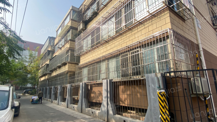 西廊下胡同二号院外景图