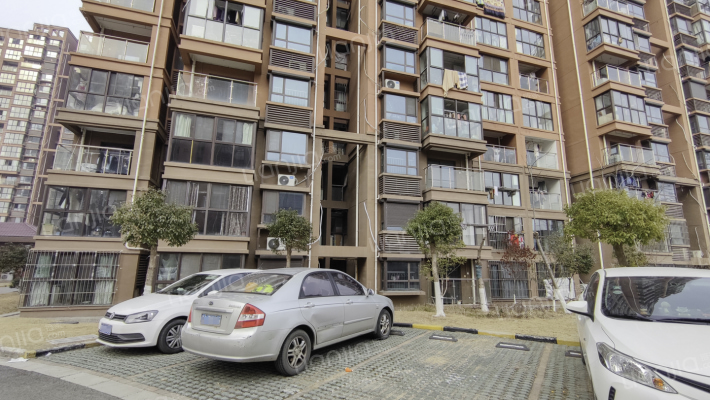 青龙新苑外景图