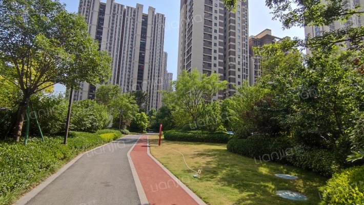 绿都澜湾椿园外景图