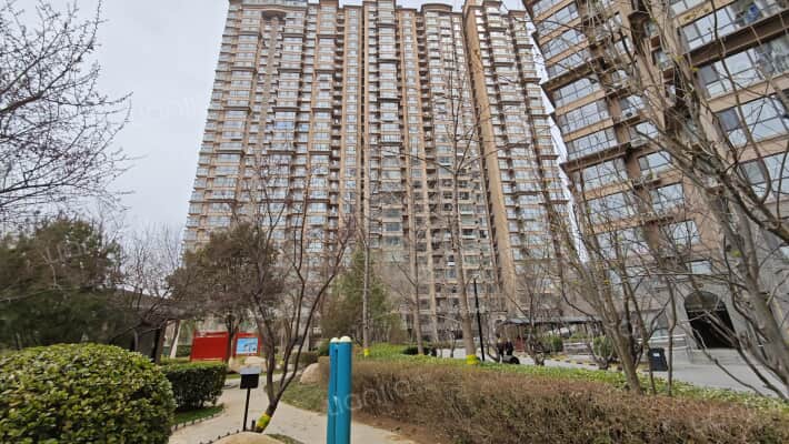 格调春天外景图