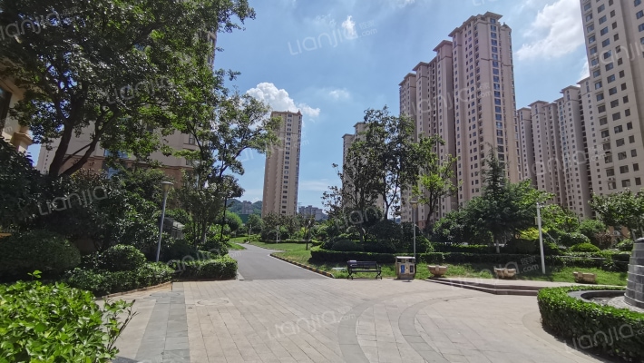 中南世纪城三期外景图