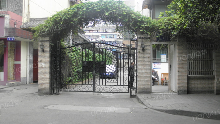 燃灯寺东街7号外景图