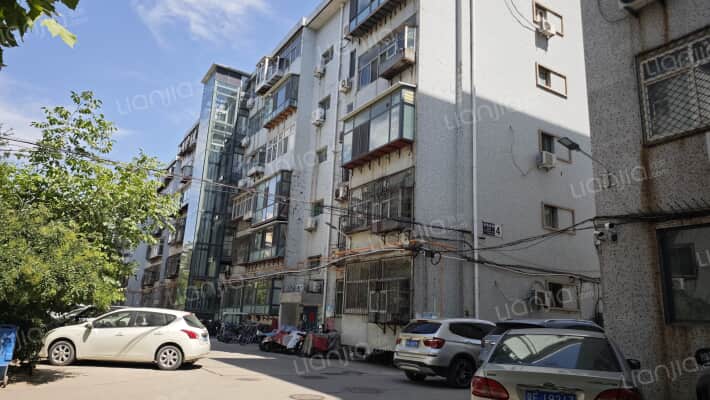 怀特小区外景图