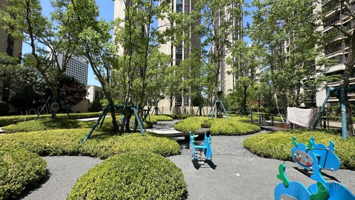 龙湖亿联·春江天玺外景图