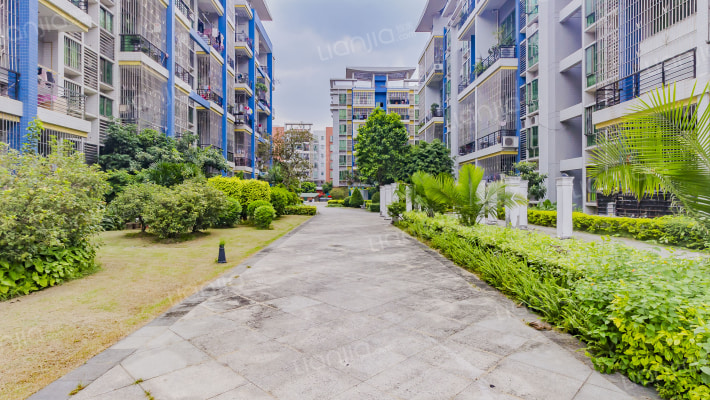 湖畔湾豪庭一期外景图