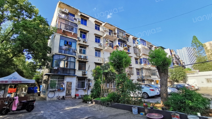 移动通讯宿舍外景图