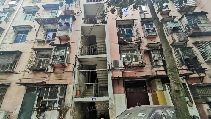 水厂宿舍外景图