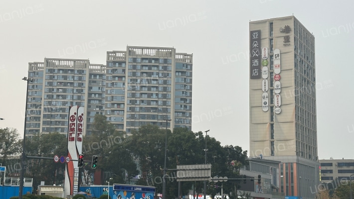 国锐巷里外景图