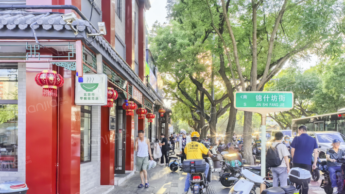 锦什坊街外景图