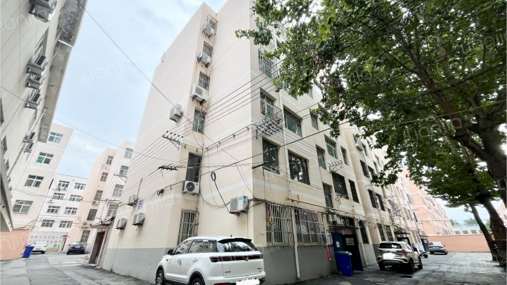 中医院宿舍外景图