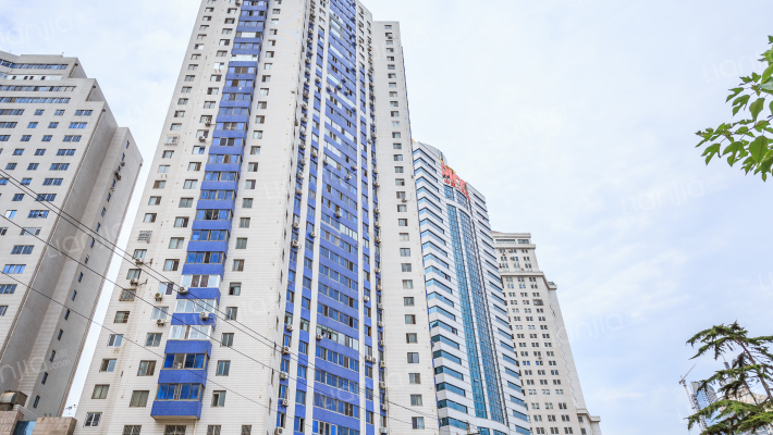 银城大厦外景图