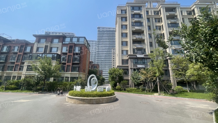 中铁世界博览城阅峰外景图