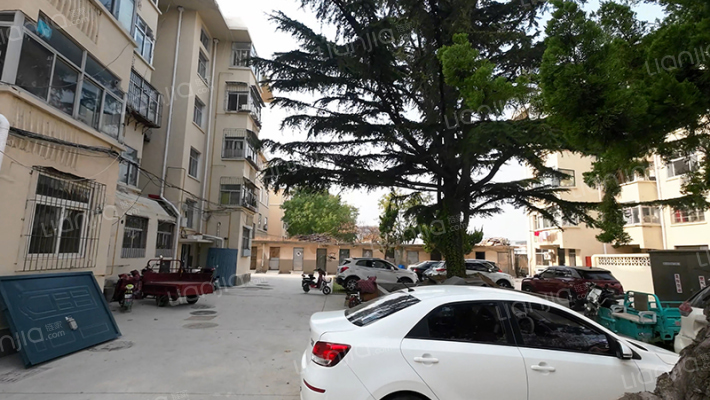 木材小区外景图