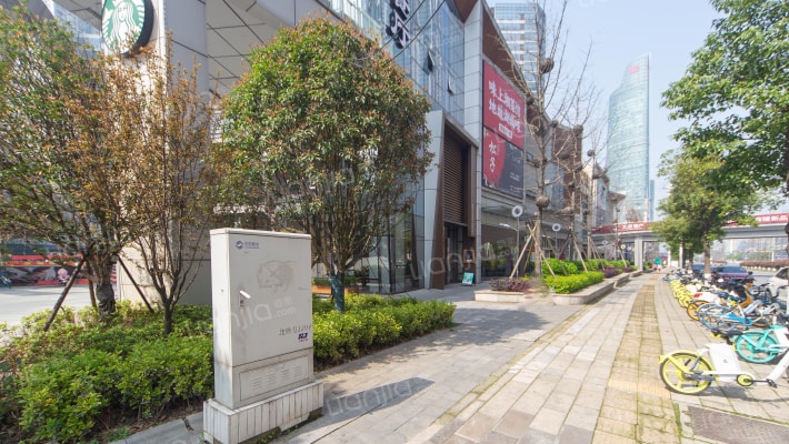 北辰凤凰天街外景图