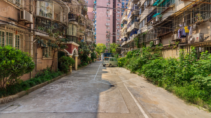 大诚公寓外景图