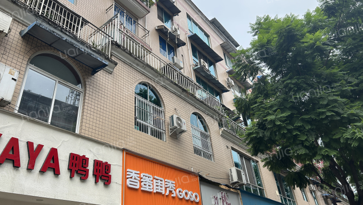 中医院新宿舍外景图