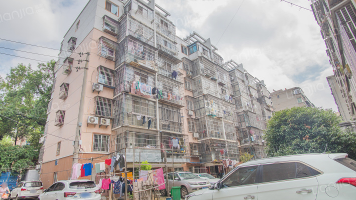 南罐小区外景图