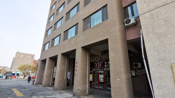 第六田园优仕公寓外景图