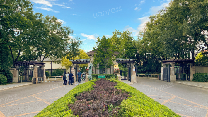 保利垄上八区外景图