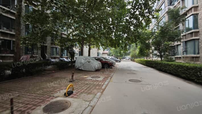 水晶郦城外景图