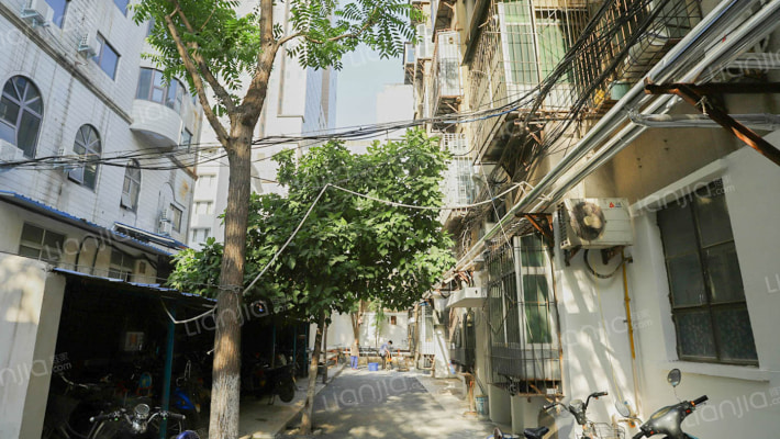 工人路44外景图