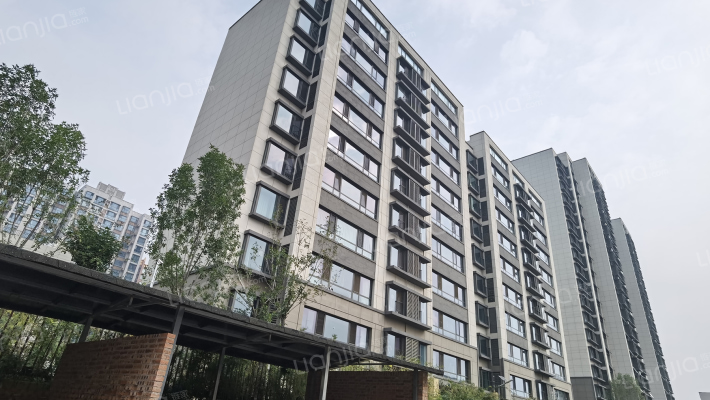 禹洲嘉誉山外景图