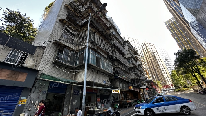 松山路174号外景图