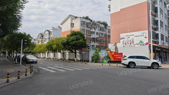 花乡民居外景图