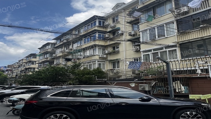 新泾一村外景图