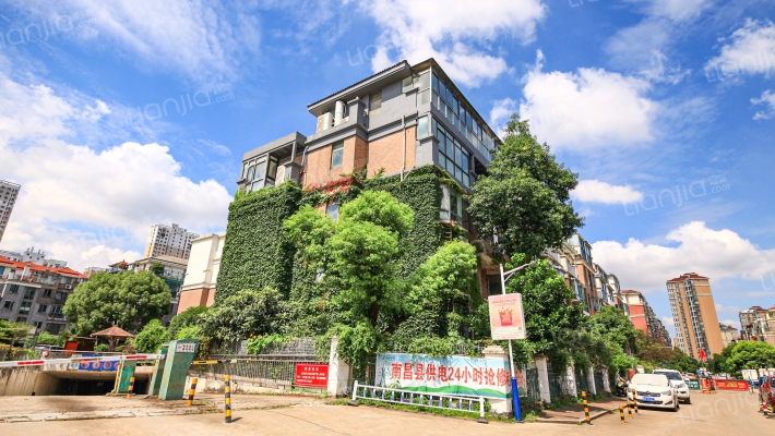 居住主题公园-荷塘月色外景图