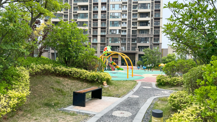 碧桂园翡翠城外景图