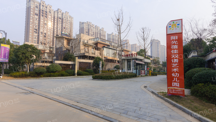 人信千年美丽外景图