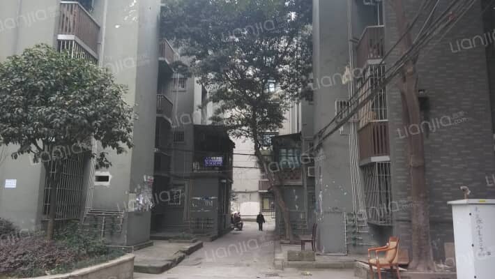 嘉陵四村外景图